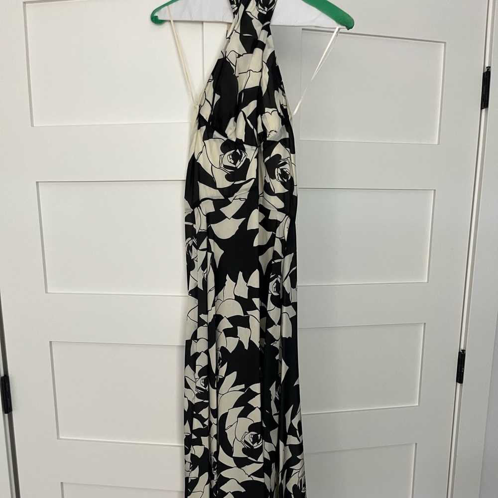 Issa 100% silk gown